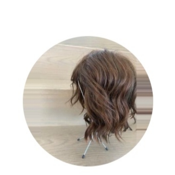 Jon Renau wig only worn 2x - Picture 8 of 8